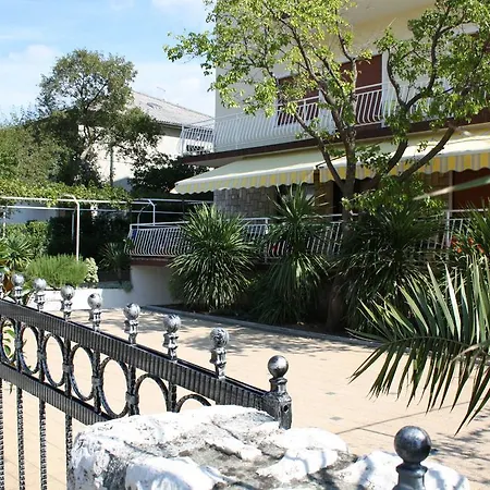 아파트 Petra 셀스